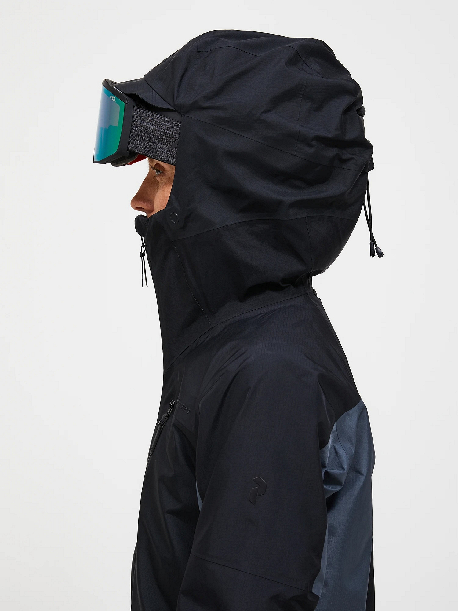 W Vertical Gore-Tex Pro Jacket (FW25) - Peak Performance Whistler